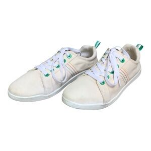 Vionic Beach Stinson Canvas Sneaker. Size 8.5